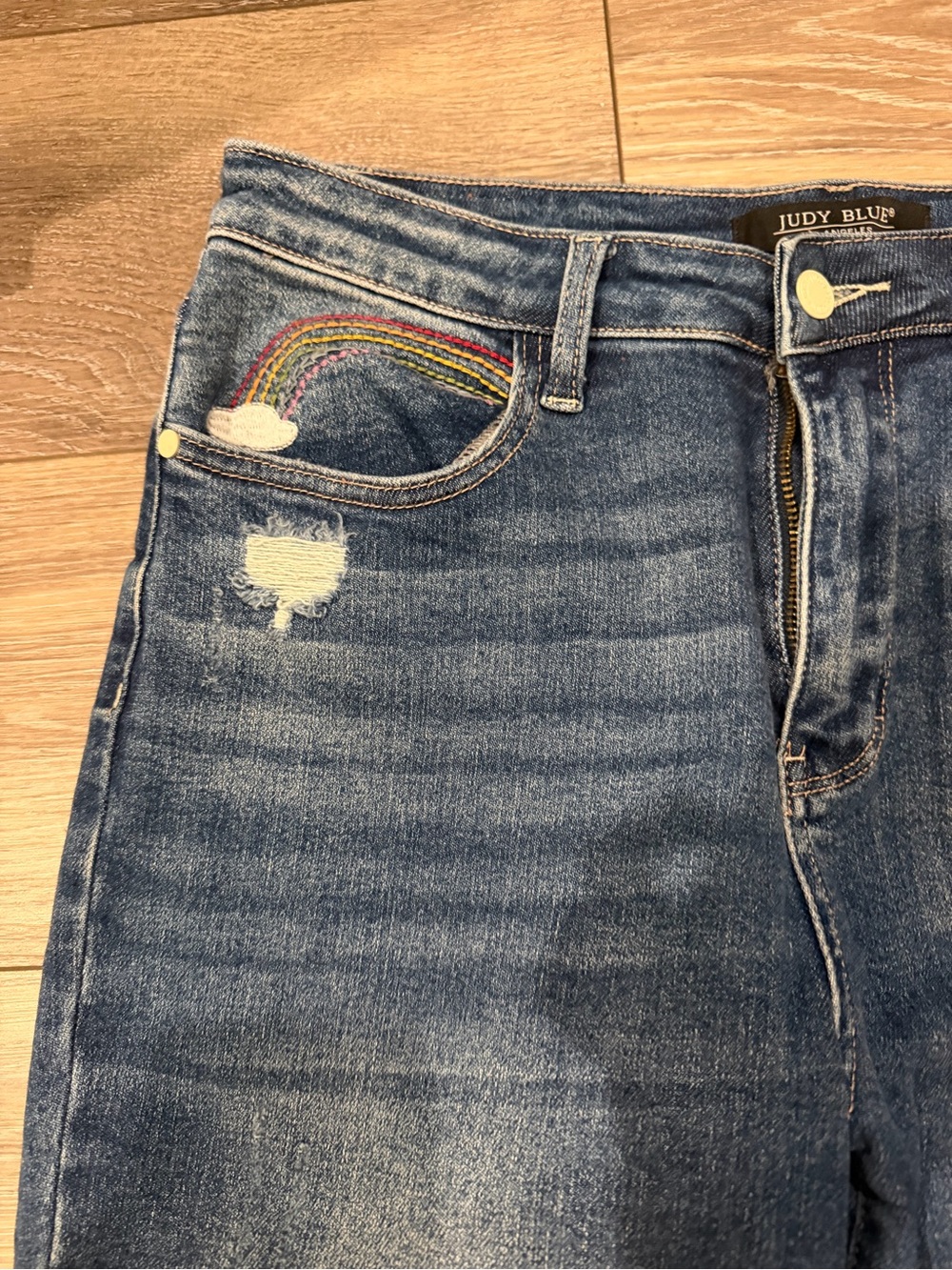 Judy Blue Medium Wash Distressed Straight Leg Jeans - Picture 2 of 4